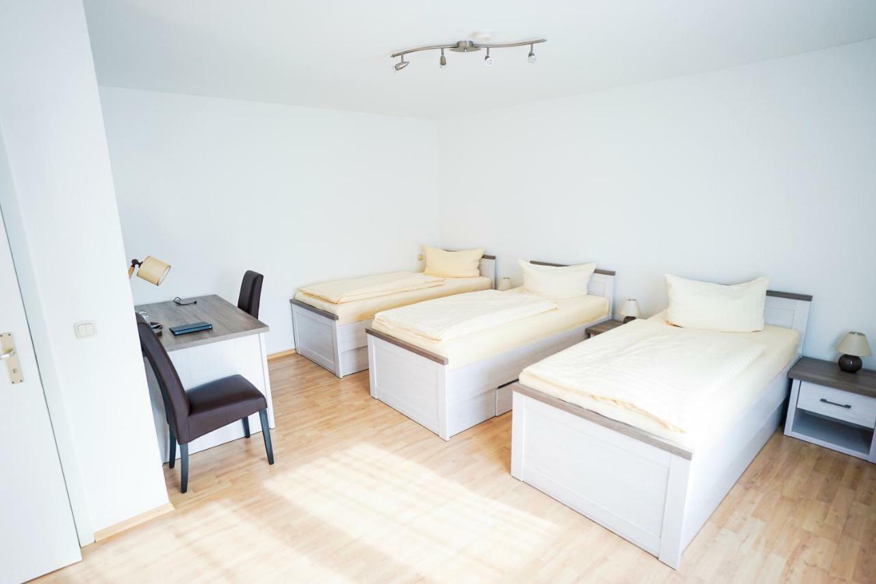 Hotel Sauer Garni นอยอีเซินบวร์ก ภายนอก รูปภาพ